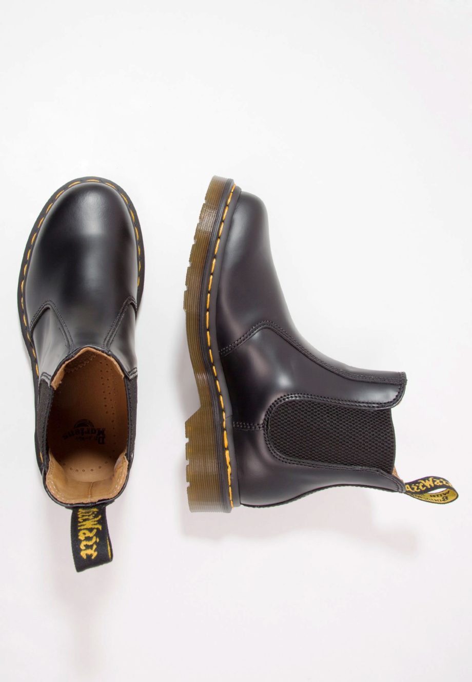 DR. MARTENS